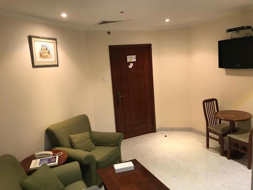 Al Majarah Residence Σάρτζα Εξωτερικό φωτογραφία